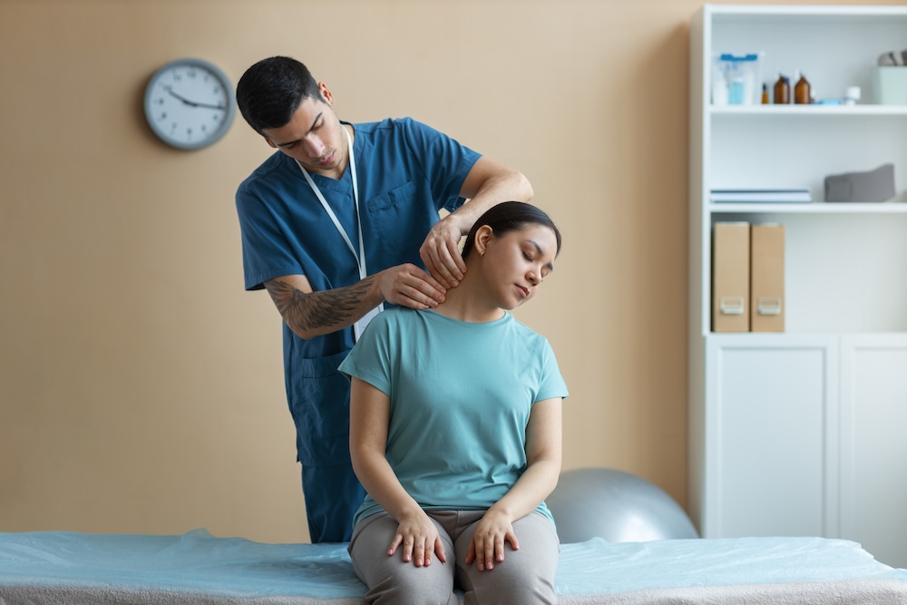 Expert Physiotherapy Doctors at SpinePro